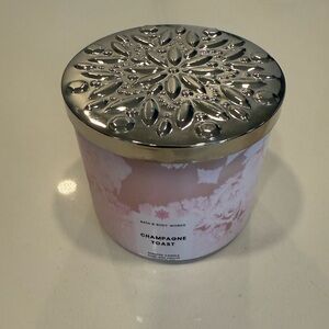 Bath & Body Works Champagne Toast Candle